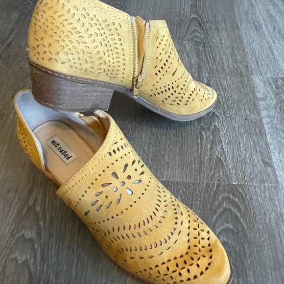 Buckle Not Rated Mustard Yellow Perforated Lazercut ankle cutout Booties - Picture 5 of 16